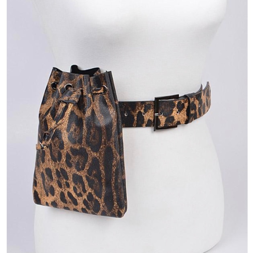 Dark Leopard Fanny pack